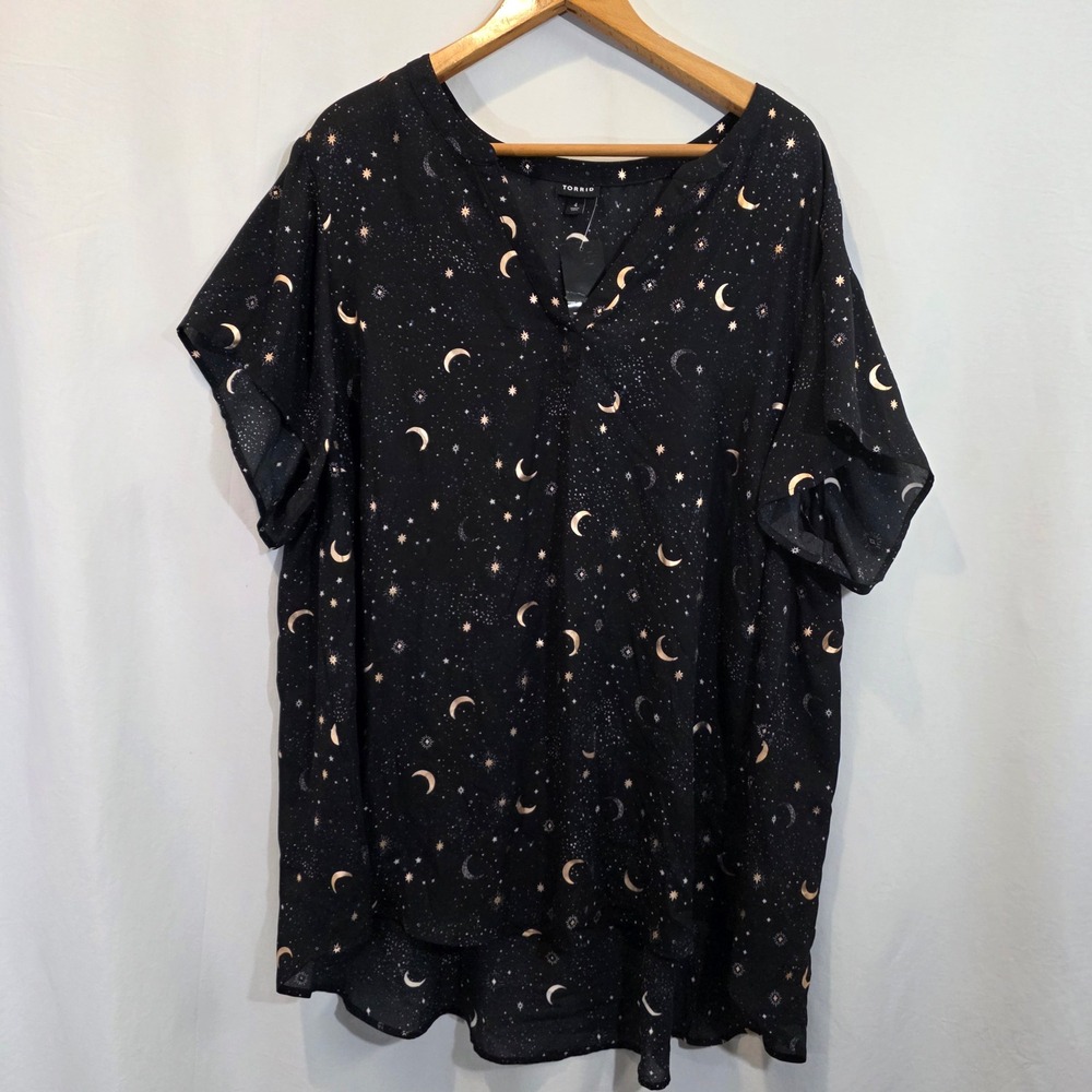 Torrid Celestial Star Moon Print Georgette V-Neck Blouse Black Gold Plus Size 4